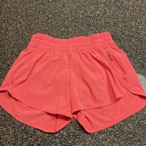 Lululemon Shorts, size 6, Pink